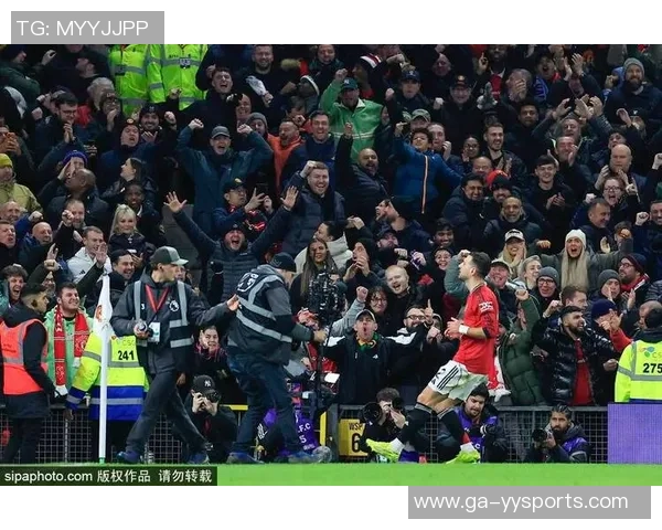 精彩回顾4月17日巴萨罗那对曼联的激烈对决集锦分析